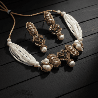 The Crimson Heritage Mother of Pearl Set