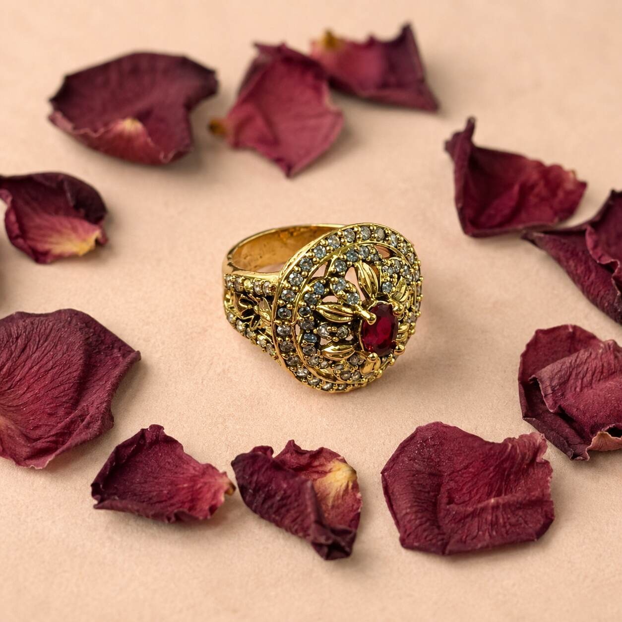 Gul-e-Yaqoot Blue Crystal Filigree Ring 4