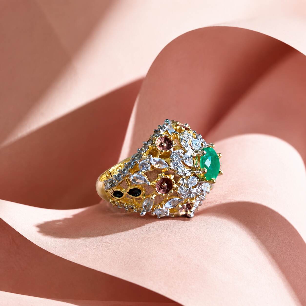 Gul-e-Sabz Emerald Multistone Statement Ring 2