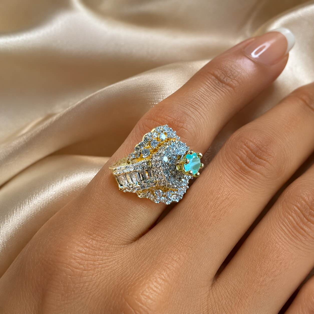 Noor-e-Sabz Emerald Crystal Statement Ring – view 5