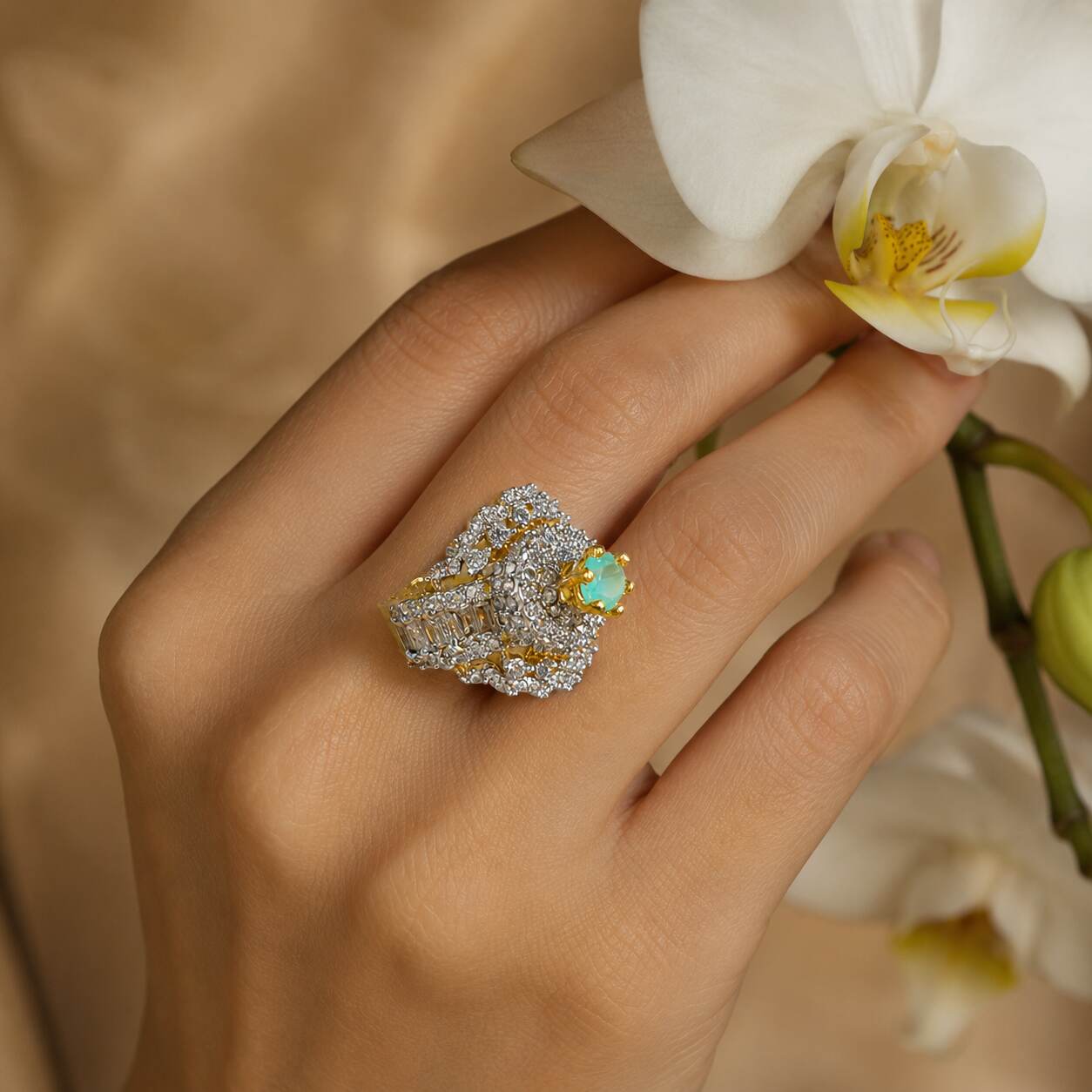 Noor-e-Sabz Emerald Crystal Statement Ring – view 6