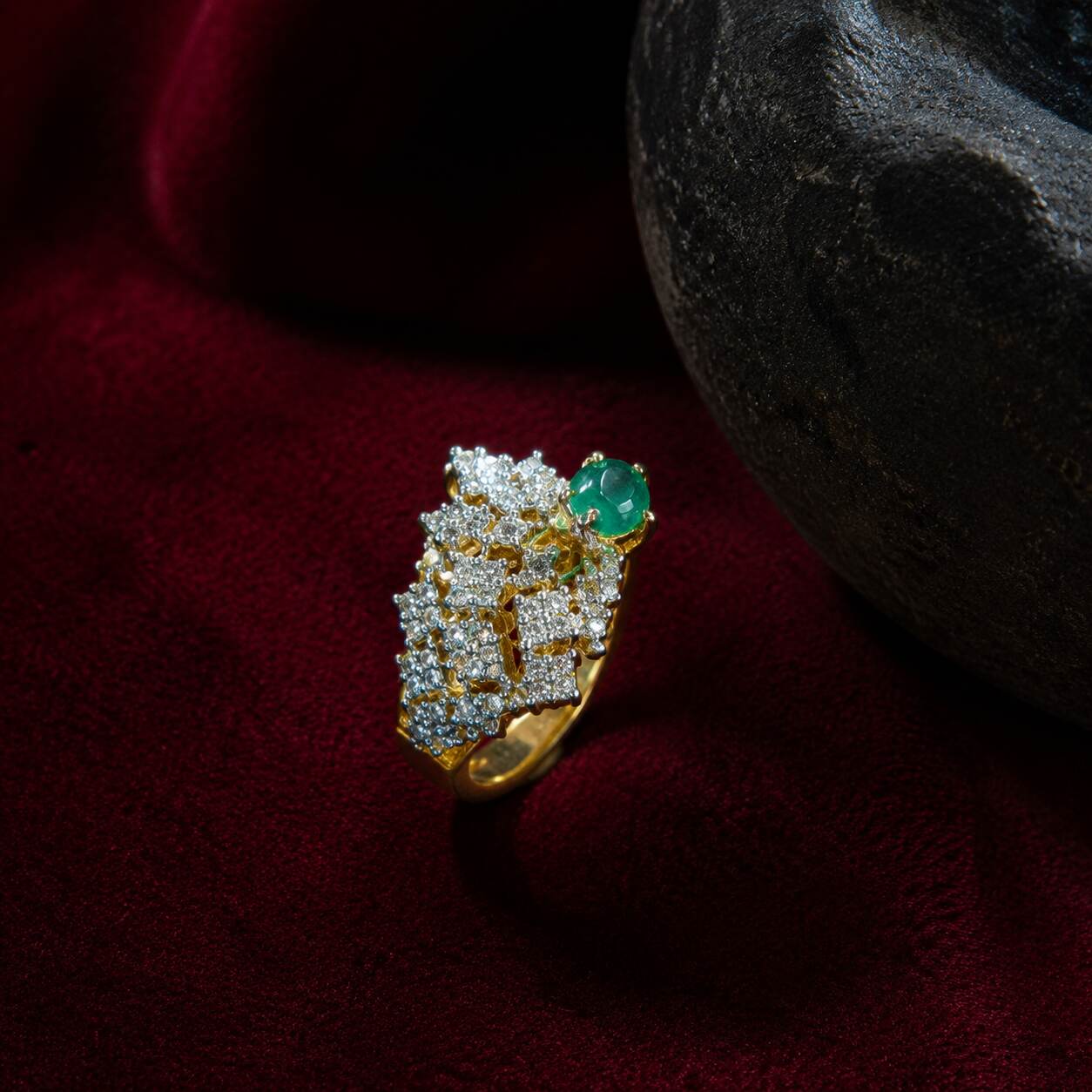 Sabz-e-Noor Emerald Crystal Floral Ring – view 4