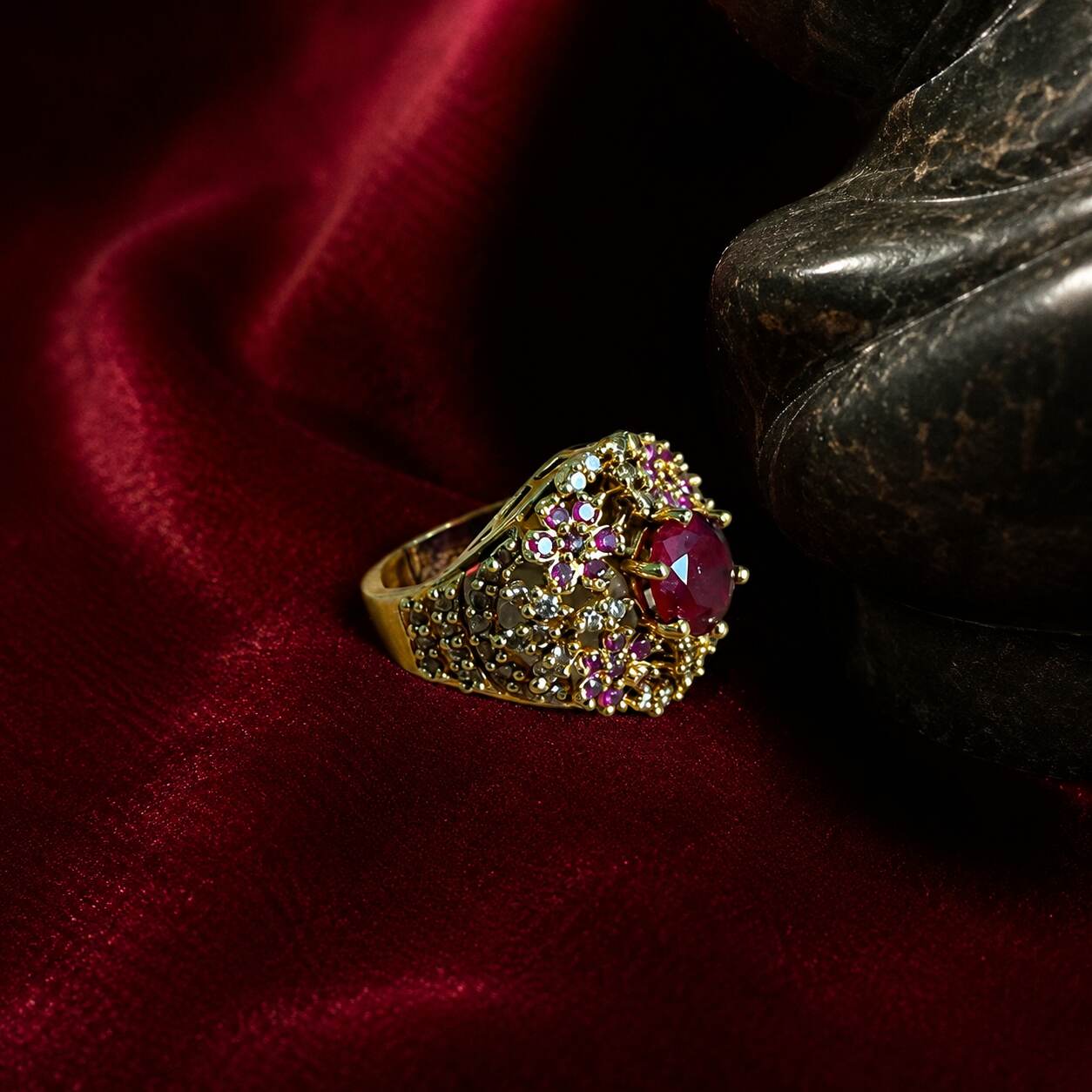 Gul-e-Yaqoot Ruby Crystal Lattice Ring – view 4