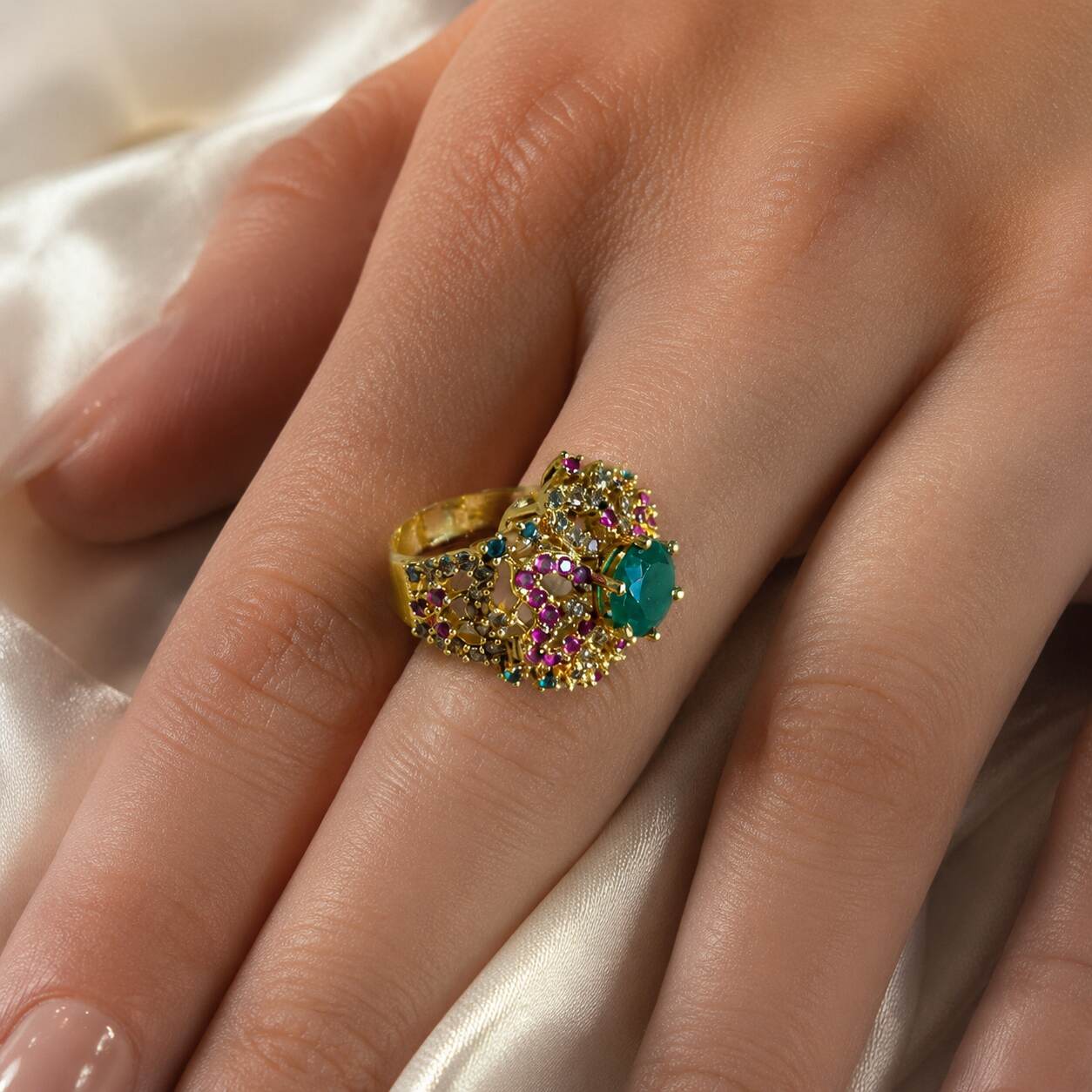 Rang-e-Sabz Emerald Multicolour Statement Ring – view 5