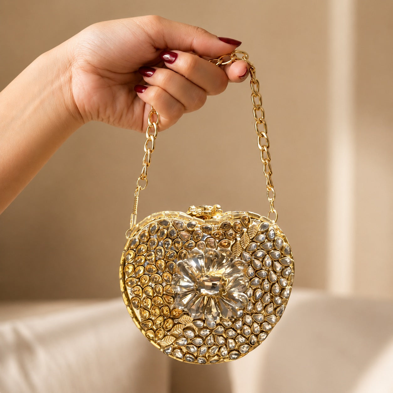 The Moonlit Dew – Bridal Evening Bag with Chain Regular