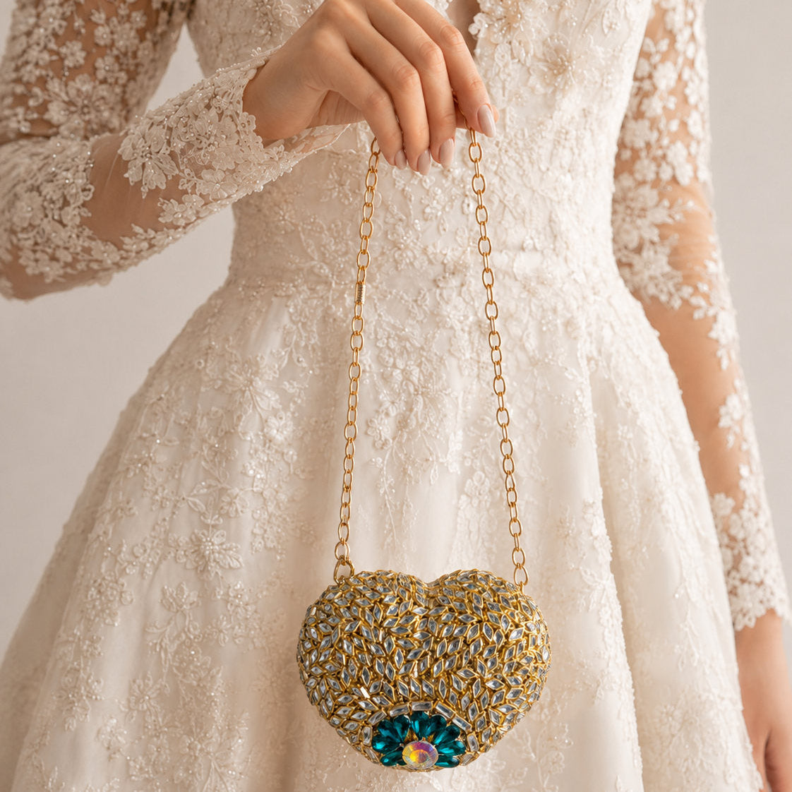 Aurora Clutch – Bridal Evening Bag with Chain