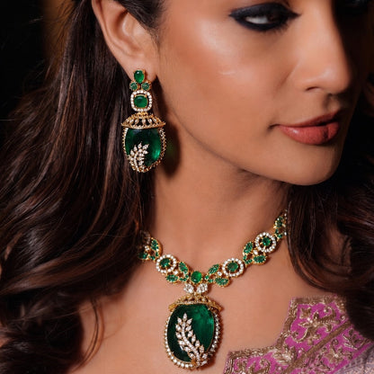 Emerald Royale Necklace Set