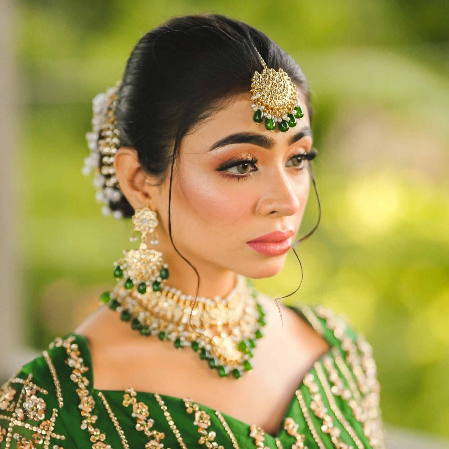 Emerald Kundan Jewellery Set