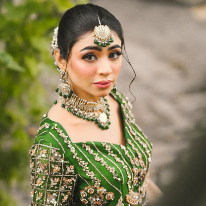 Emerald Kundan Jewellery Set