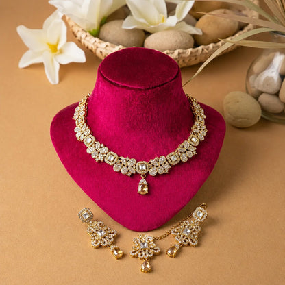 Mehreen Kundan Necklace Set