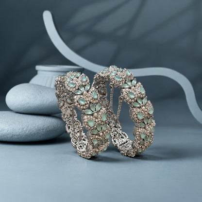 Opulent Openable Bangle