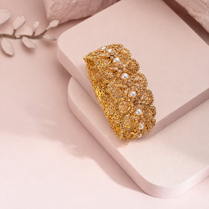 Kehkashaan Pearl Bangle Openable