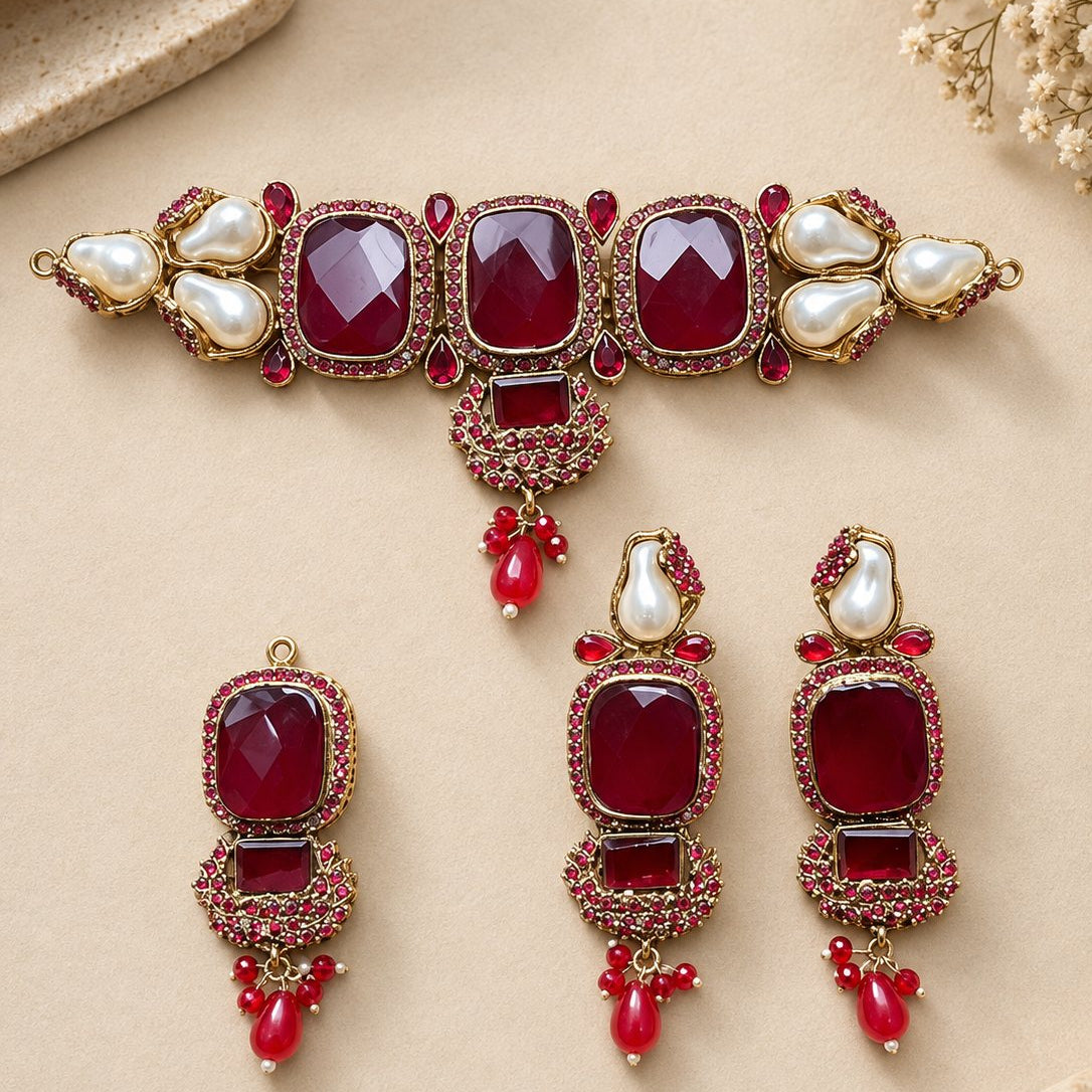 Noor-e-Zevar Earring & Teeka Set