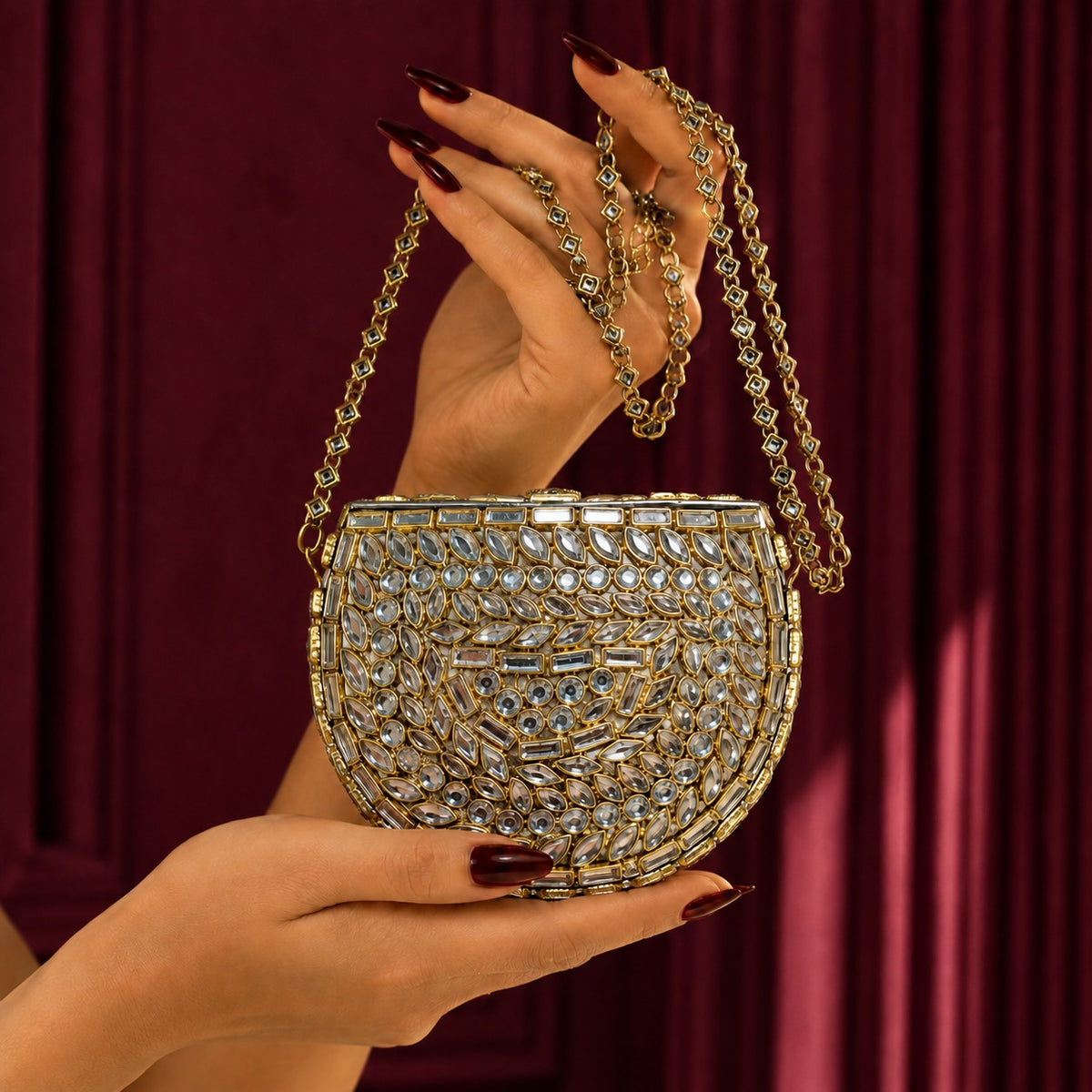 The Prism Minaüdière – Bridal Evening Bag with Chain