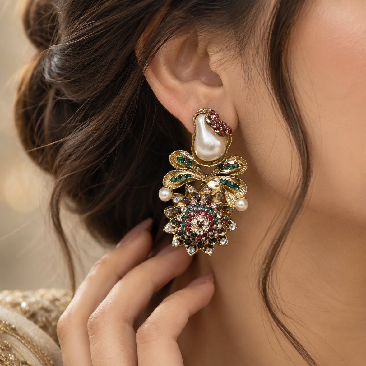 Roshni Stud Earrings