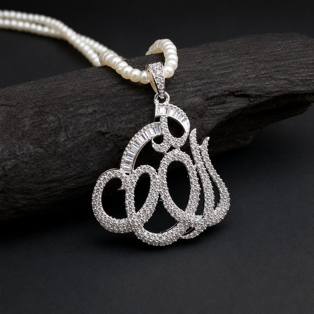 Calligraphy Pendant - 002