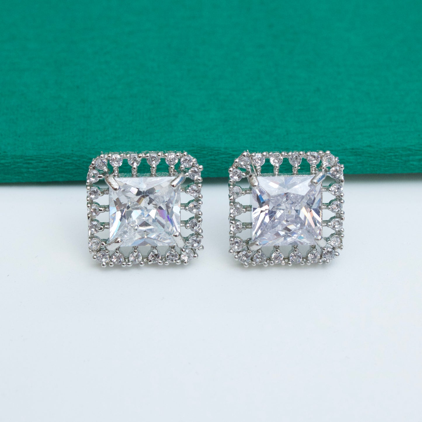 AD Tapper Earing 04